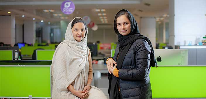 نازنین دانشور در لندن