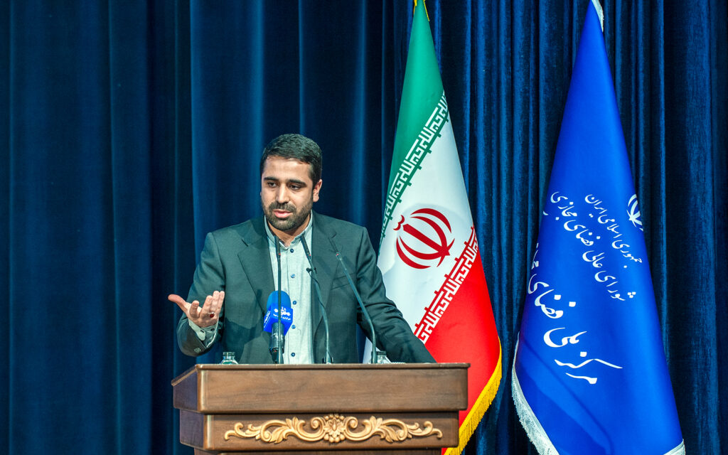 رئیس مرکز ملی فضای مجازی / آموزش و سواد عمومی فضای مجازی ارتقا پیدا کند