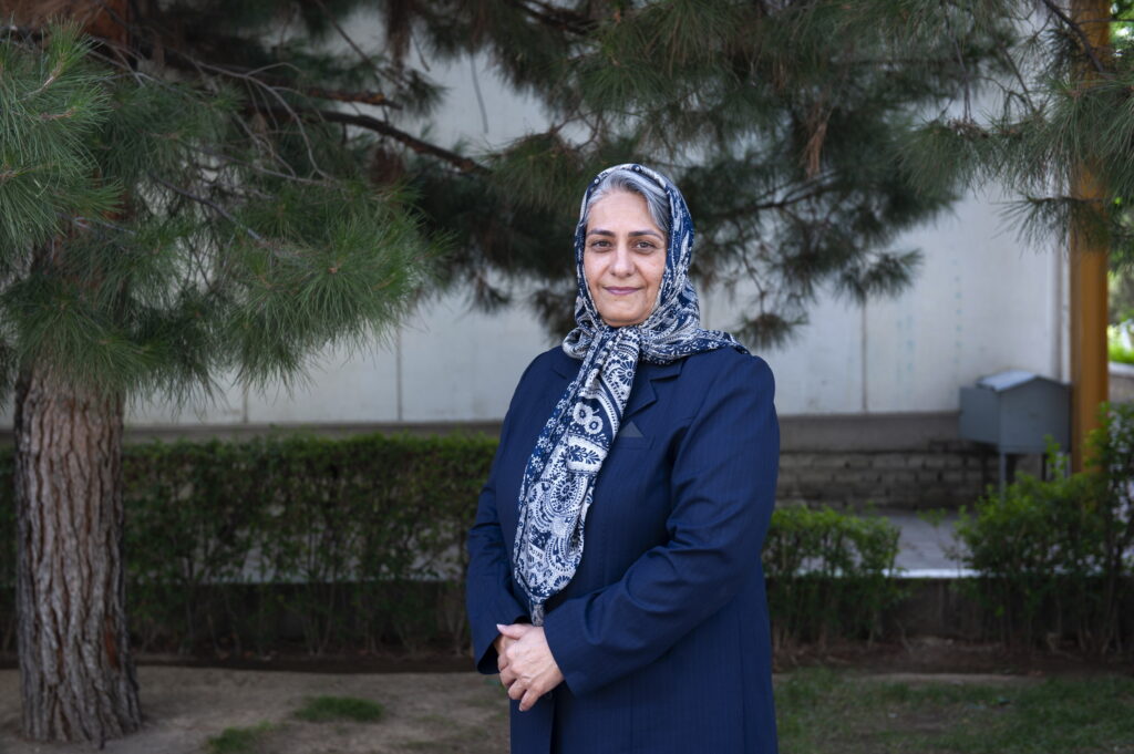 گفتوگو با صائبه سلوکی / شرکتهای بزرگ آموزش را گردن بگیرند