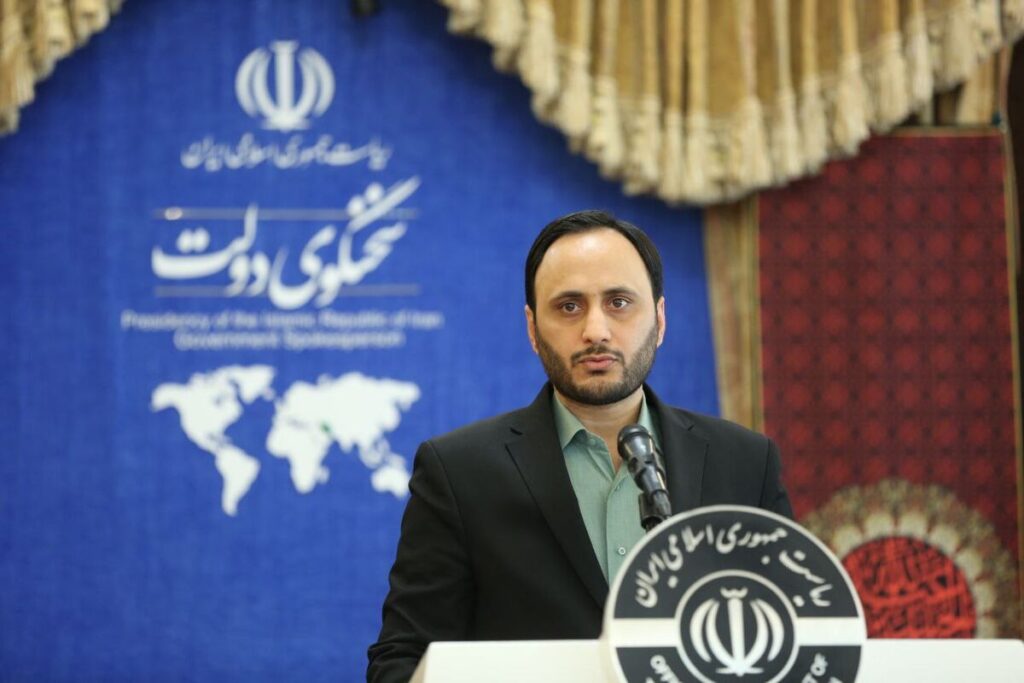 سخنگوی دولت در یک برنامه تلوزیونی مطرح کرد / اعلام ممنوعیت استفاده از فیلترشکن‌ها برای مردم یک خطا بود